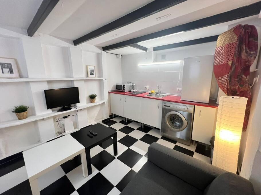 Nice Apartment At Street Level 20 Min From Sol-Piern مدريد المظهر الخارجي الصورة