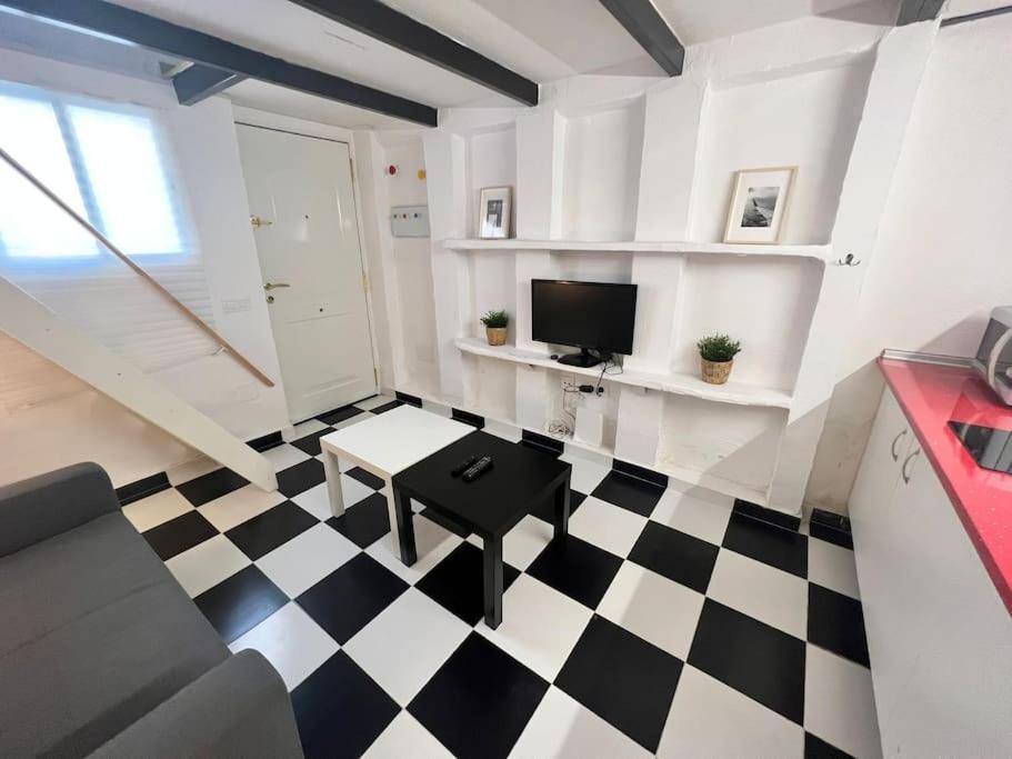 Nice Apartment At Street Level 20 Min From Sol-Piern مدريد المظهر الخارجي الصورة